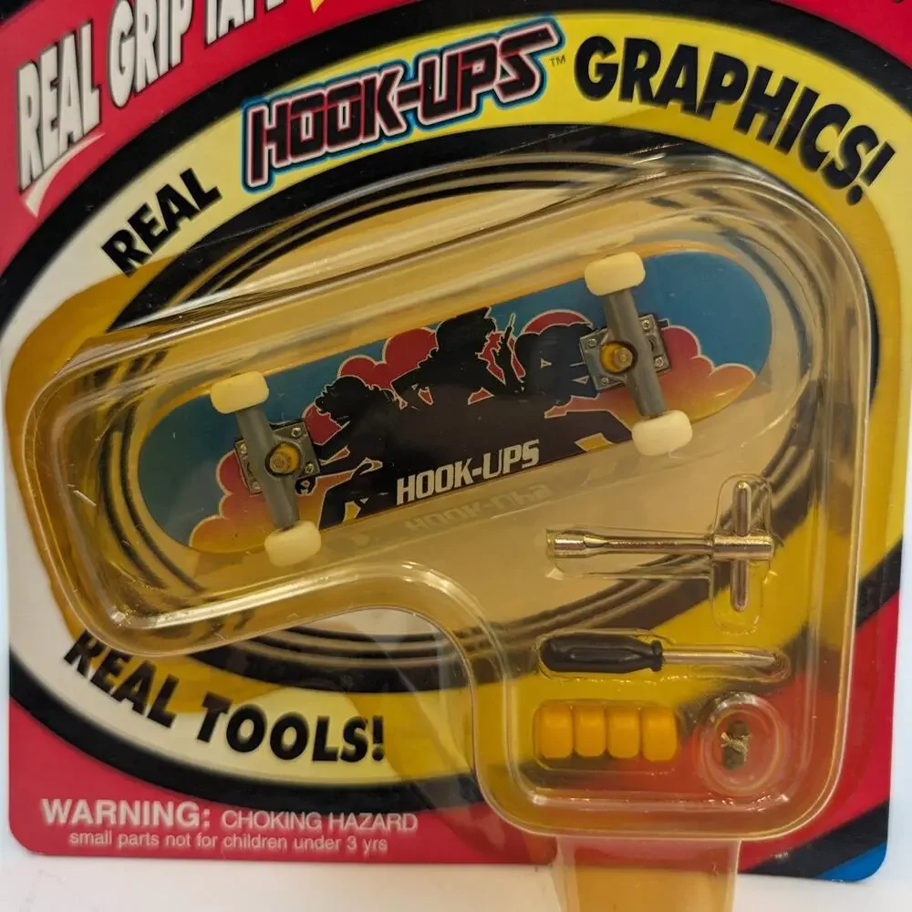 Vintage Tech Deck Hook-Ups Skateboard Fingerboard 3080 New Charlies Angels